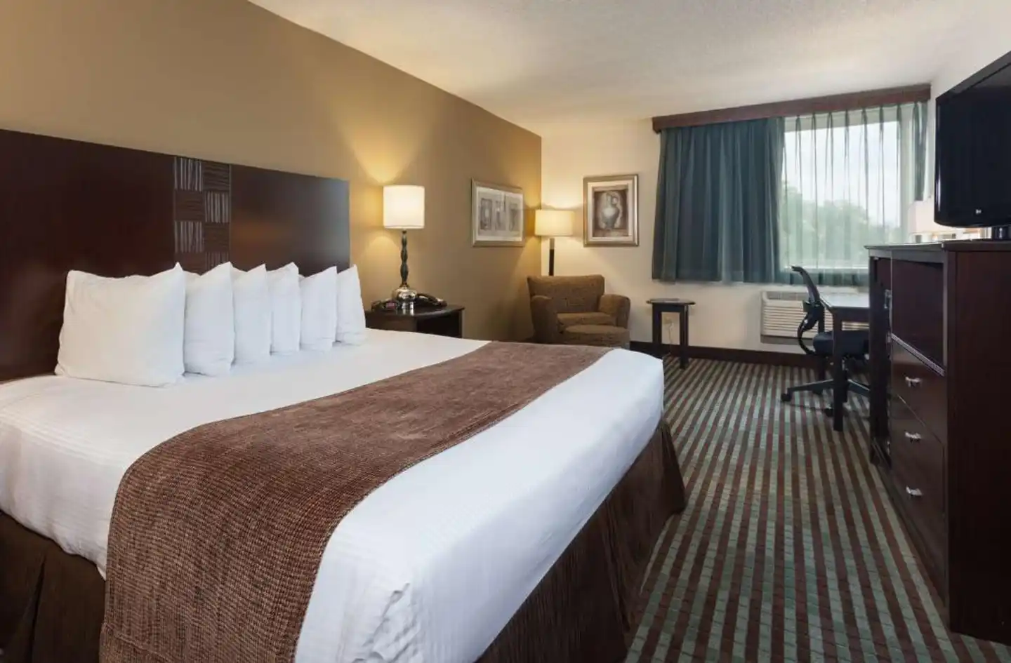 Best Western Plus Seville Plaza Hotel Wohnbeispiel
