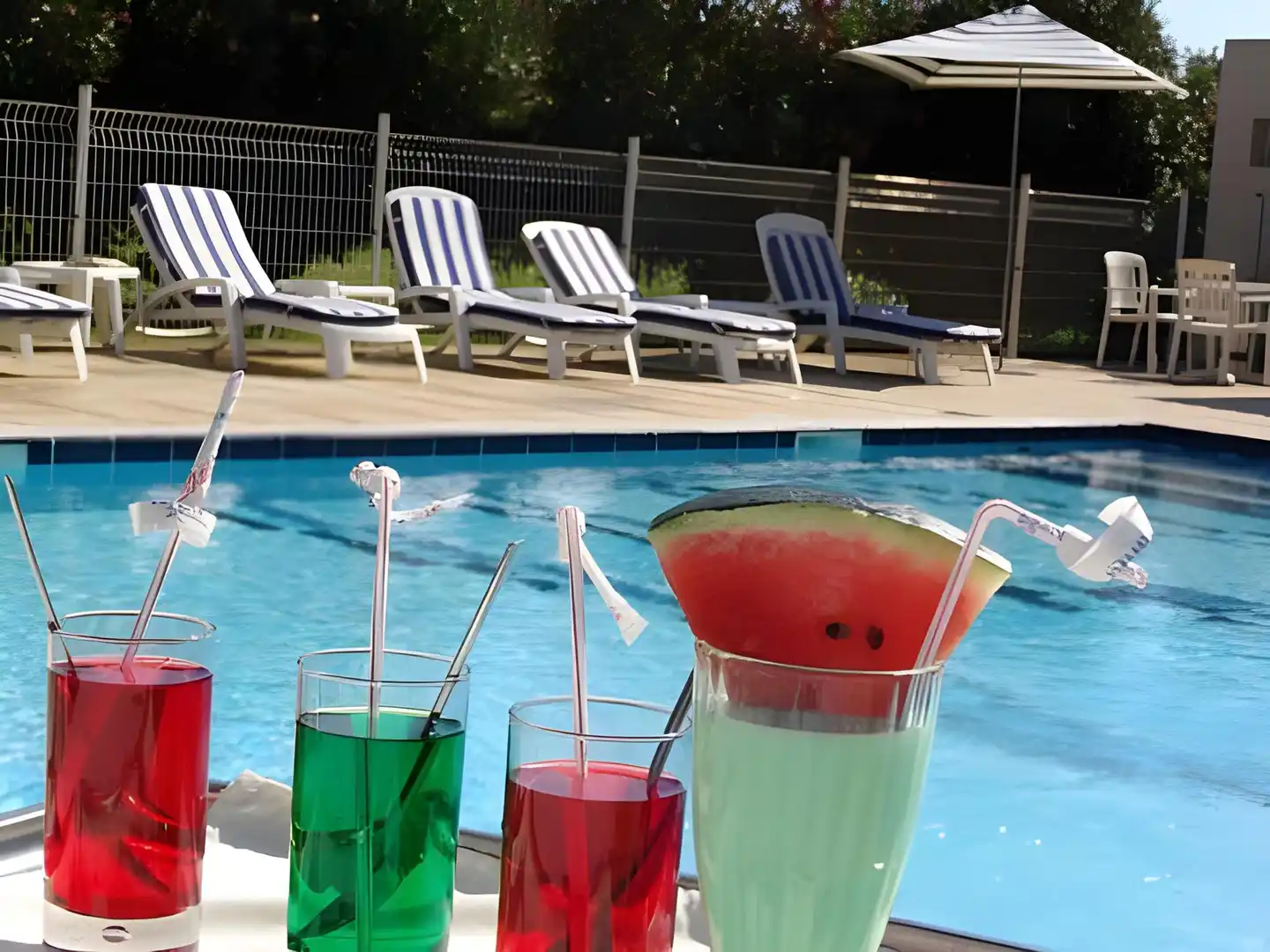 Chez Walter Pool