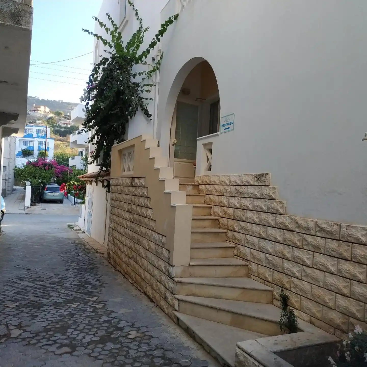 Renia Hotel-Apartments Terrasse