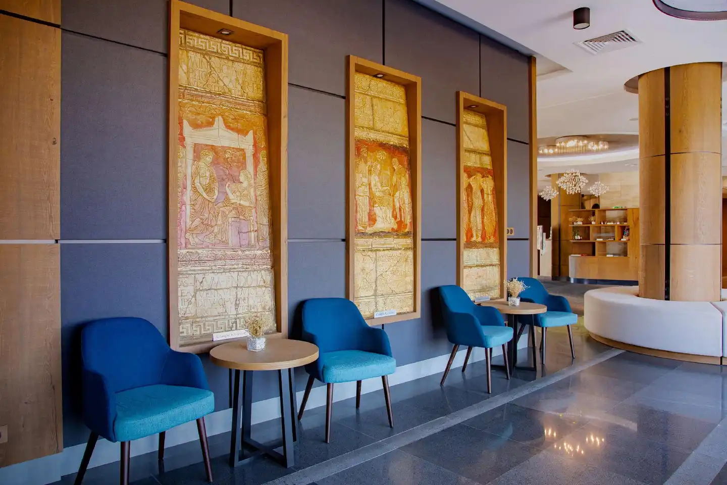 Metropolitan Hotel Lobby