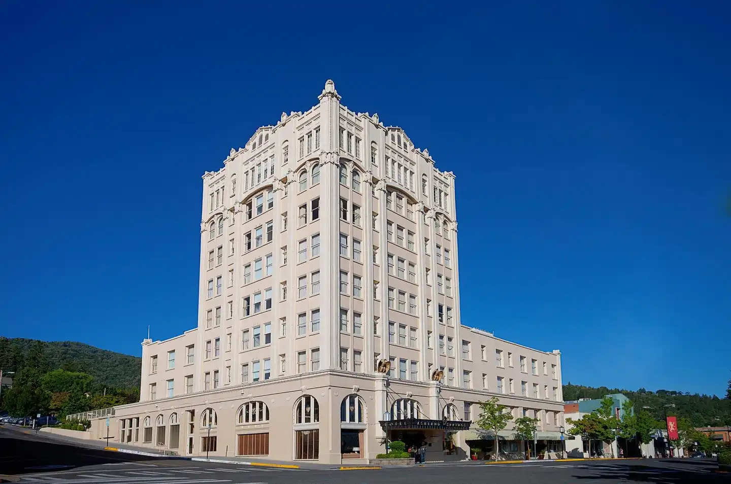 Ashland Springs Hotel Aussenansicht
