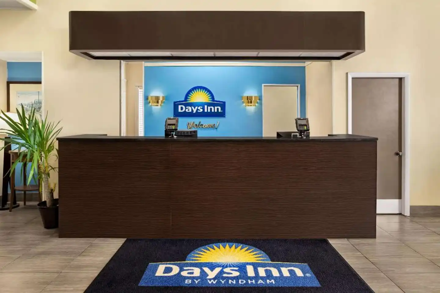 Days Inn by Wyndham Hardeeville/ I-95 State Line Lobby