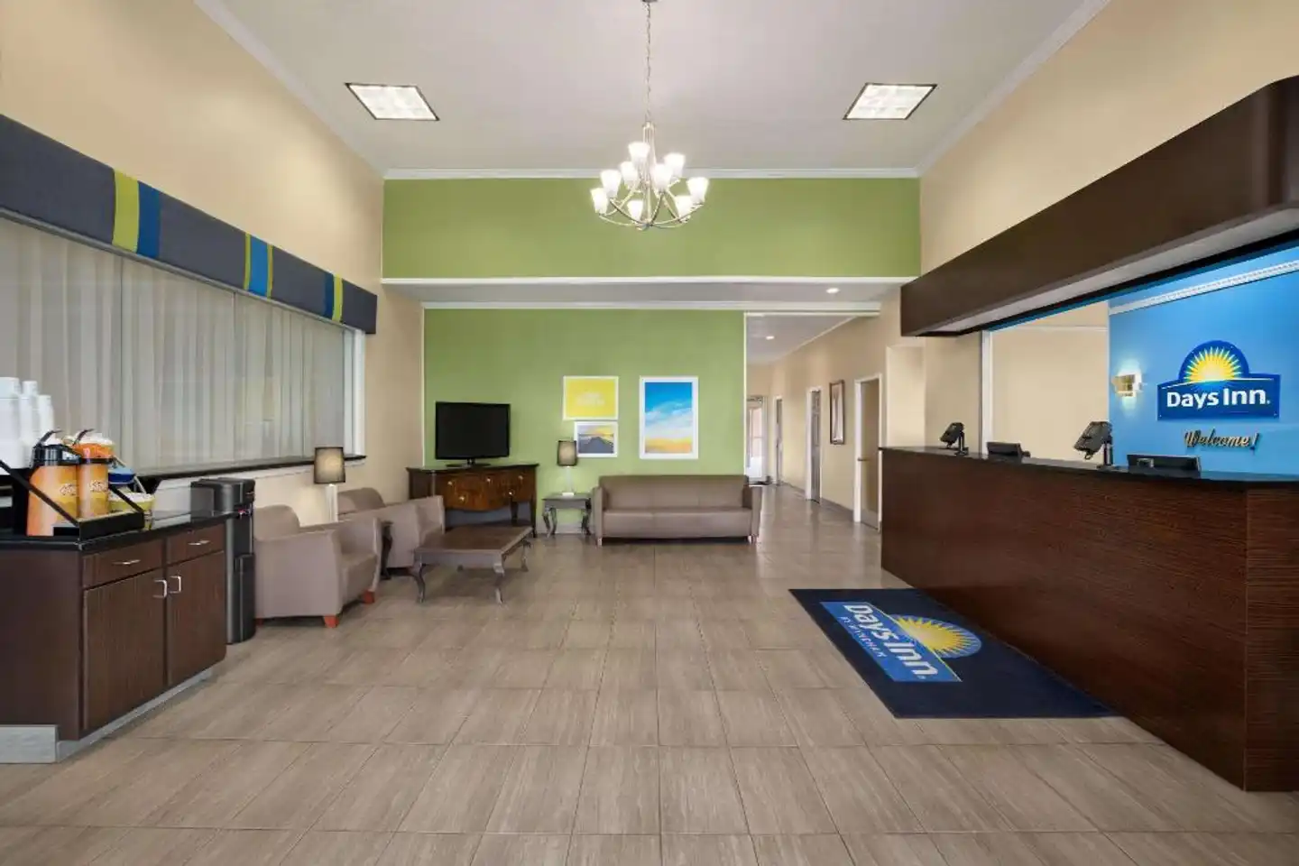 Days Inn by Wyndham Hardeeville/ I-95 State Line Lobby