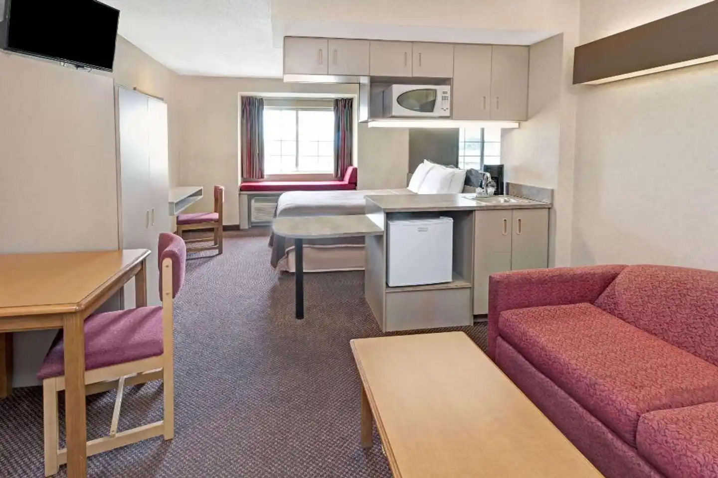 Howard Johnson Inn and Suites Elk Grove Village Wohnbeispiel