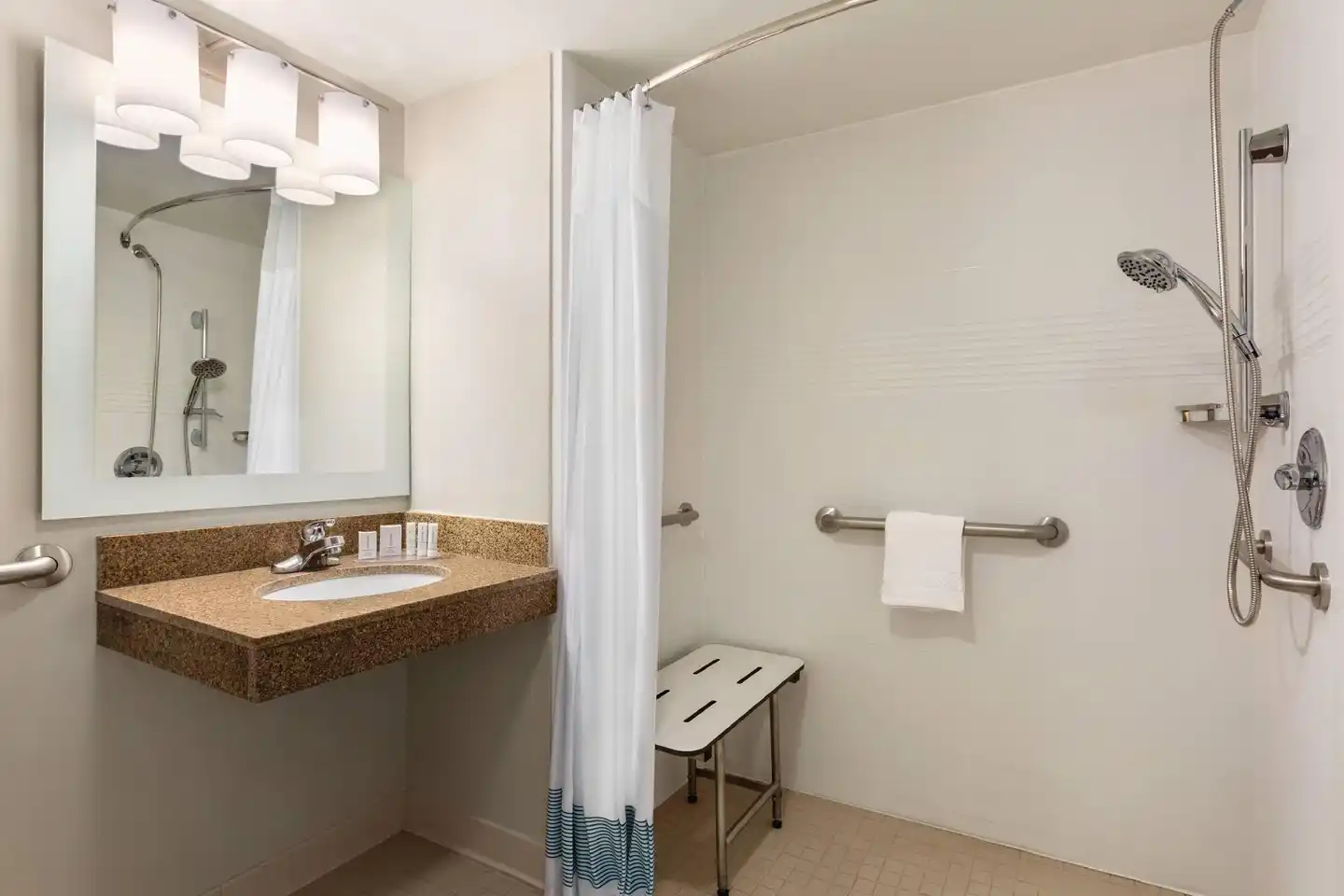 TownePlace Suites by Marriott Denver West/Federal Center Badezimmer
