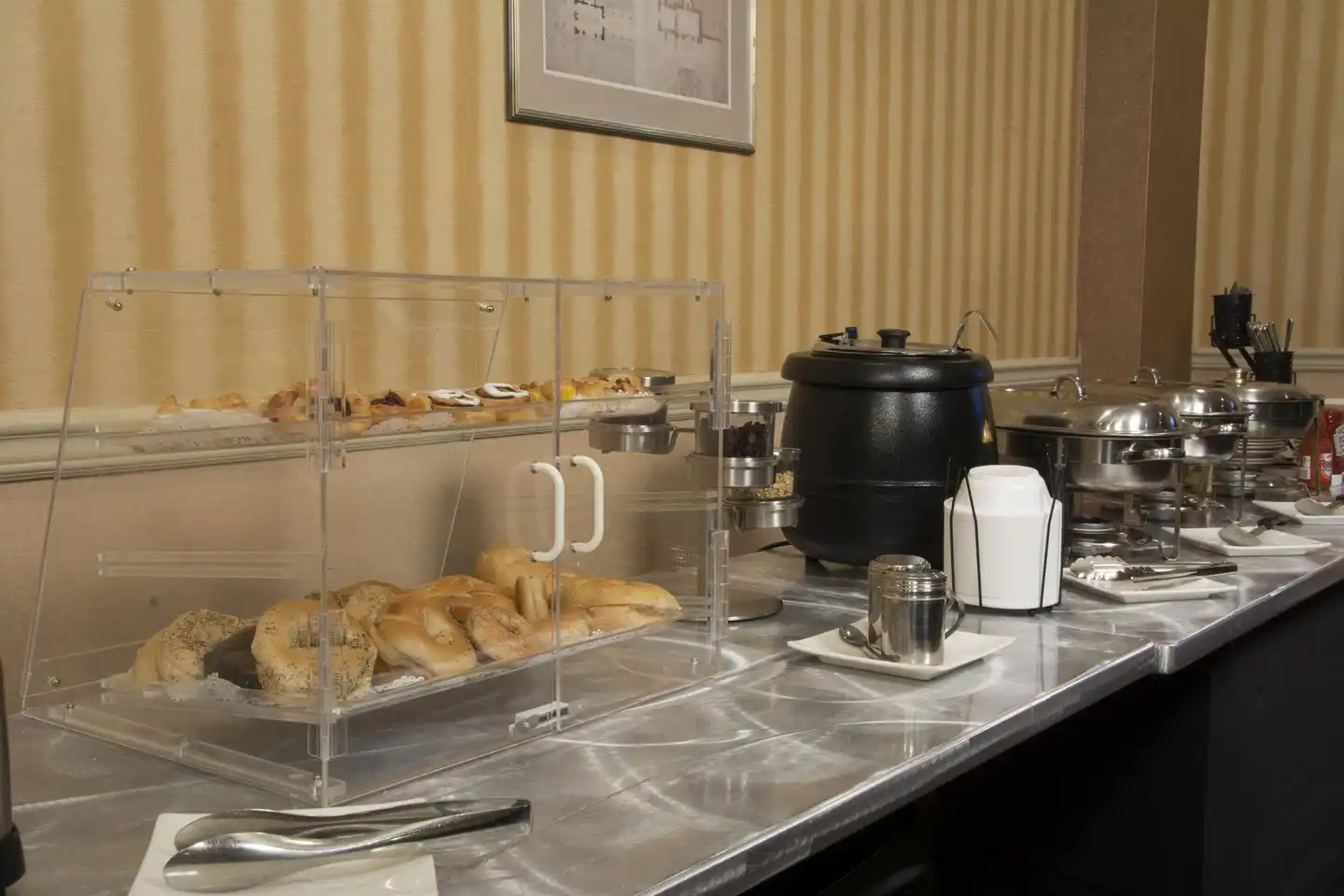 Adria Hotel and Conference Center Restaurant