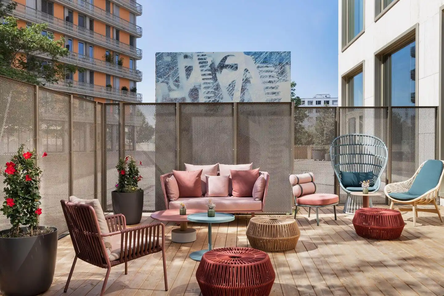 Renaissance Zurich Tower Hotel Terrasse