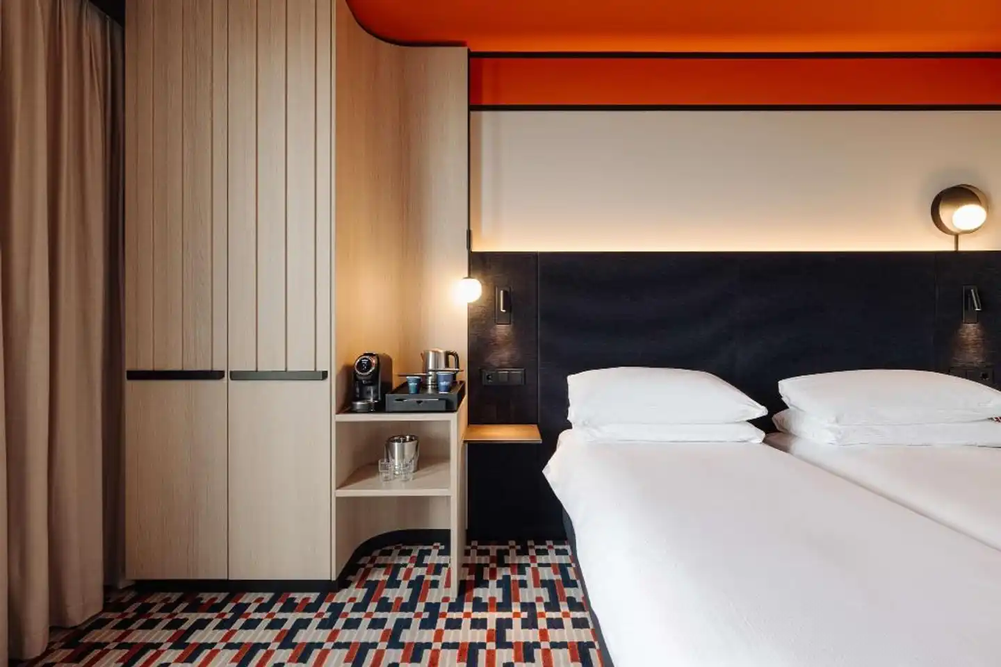 DoubleTree by Hilton Amsterdam Centraal Station Wohnbeispiel
