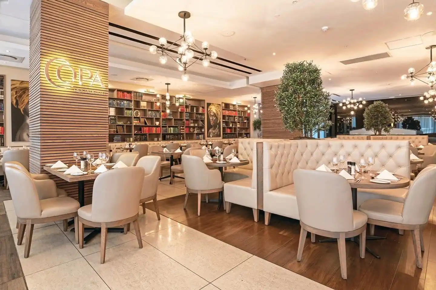 Pepperclub Hotel Lobby