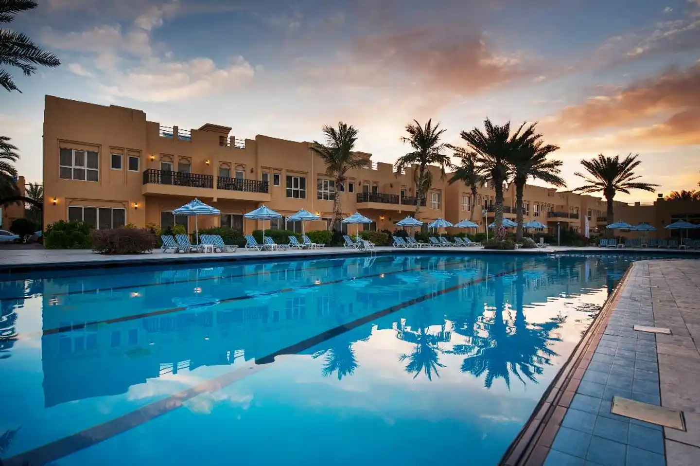 Al Hamra Village Hotel Pool