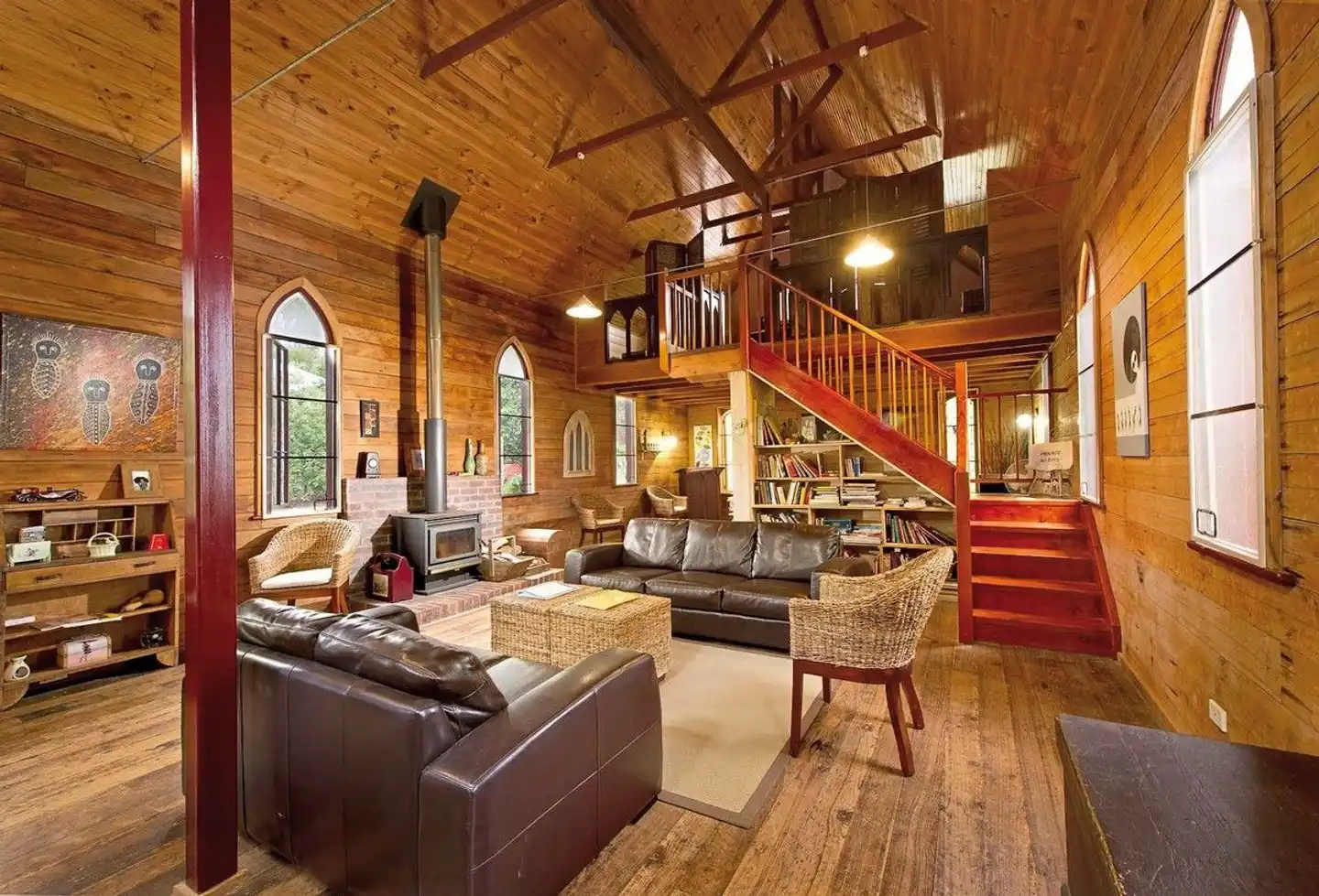 Glass House Mountains Ecolodge Lobby