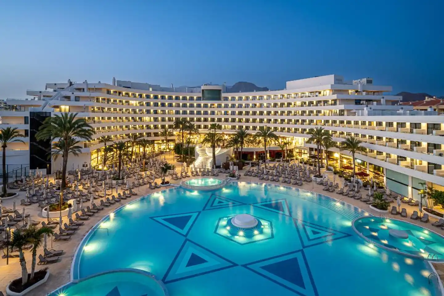 Hotel Mediterranean Palace Pool