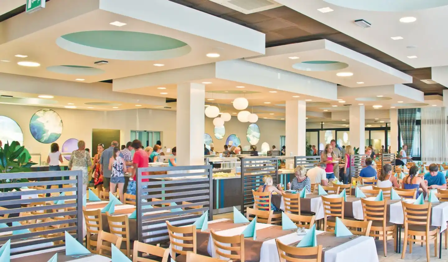 San Marino Resort Plaza Hotel Restaurant