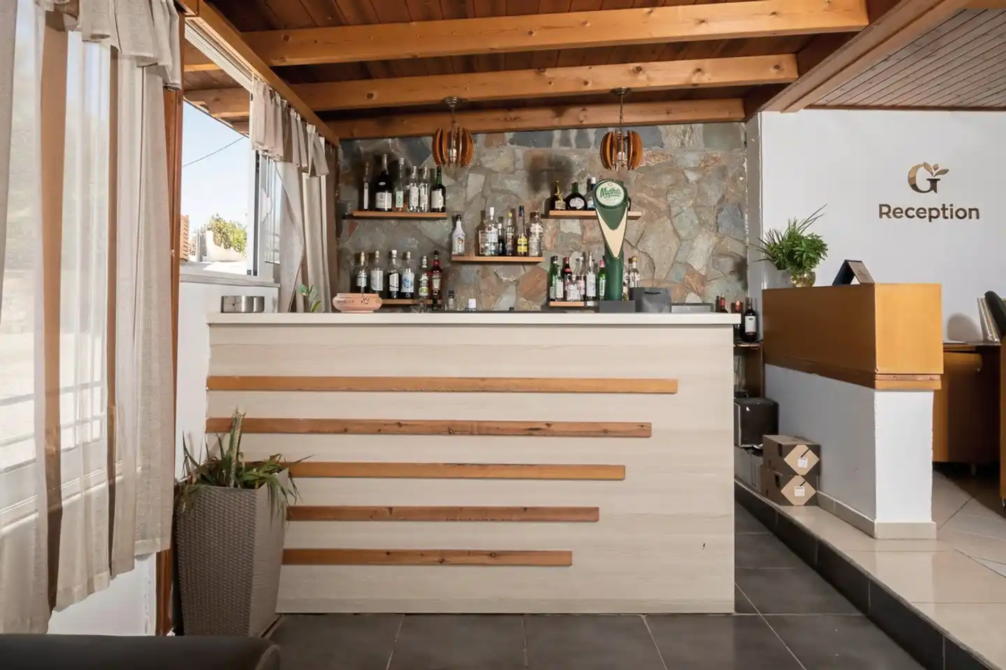 Gardenia Bar
