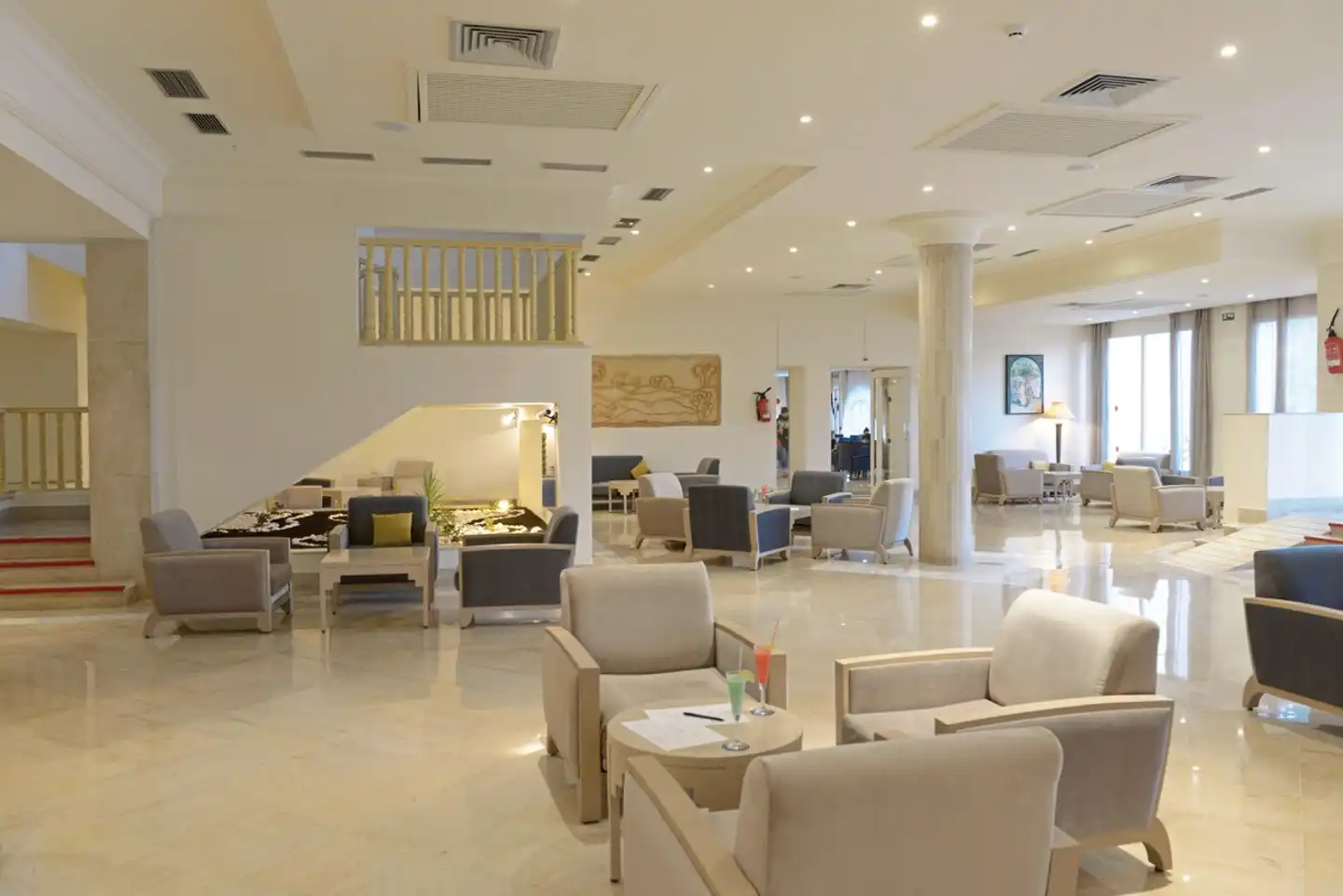 Monarque Dar Narjes Lobby