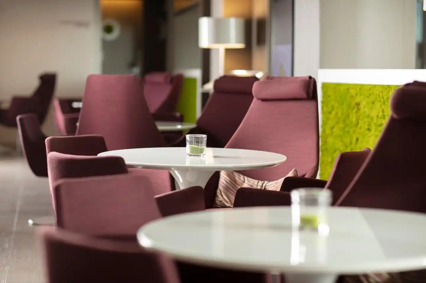 8Piuhotel Lobby