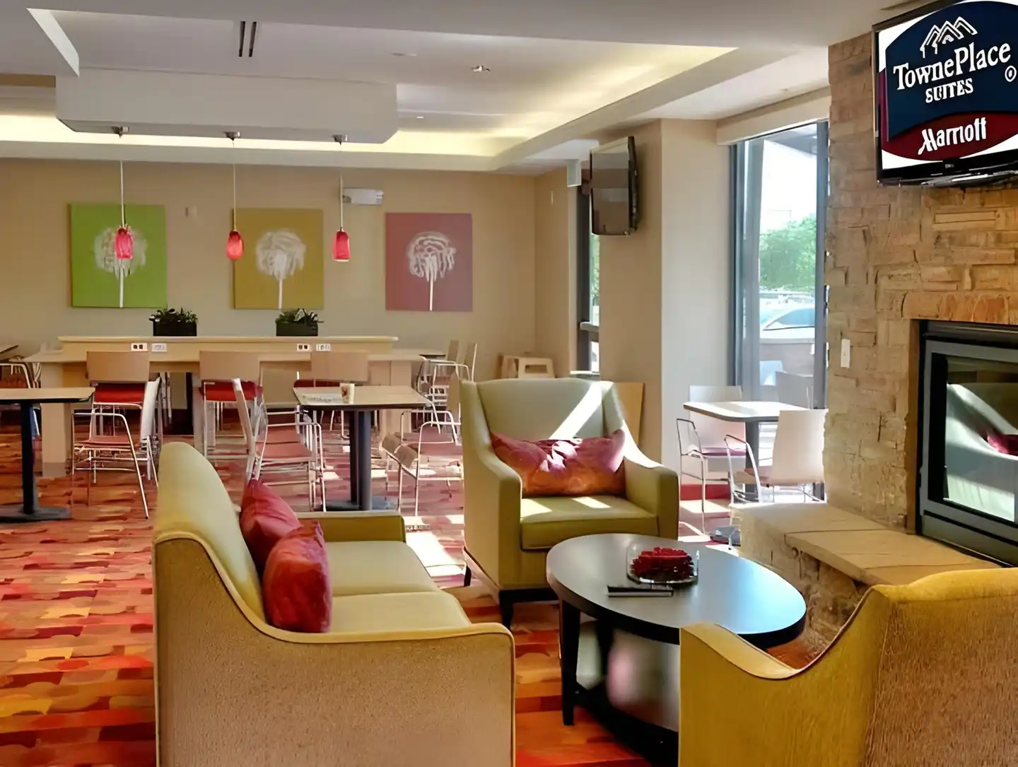 TownePlace Suites by Marriott Denver Airport at Gateway Park Bar