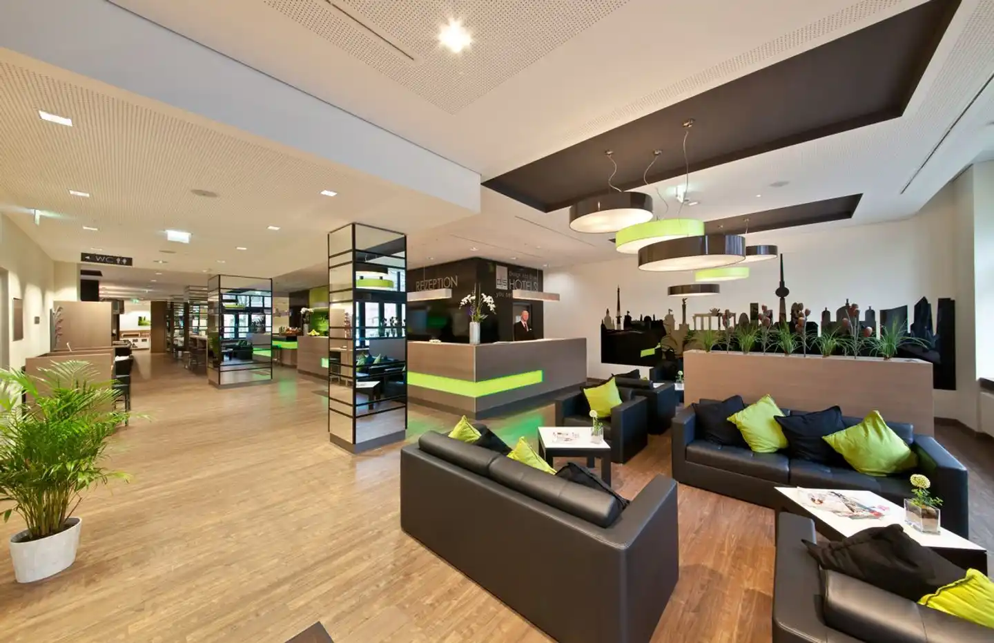 Novum Style Hotel Berlin-Centrum Lobby