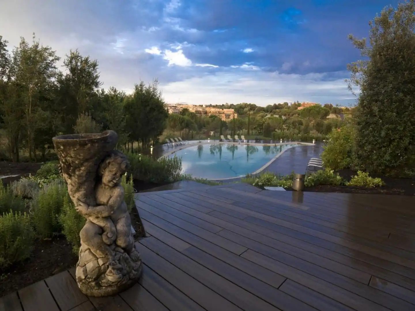 A.Roma Pool