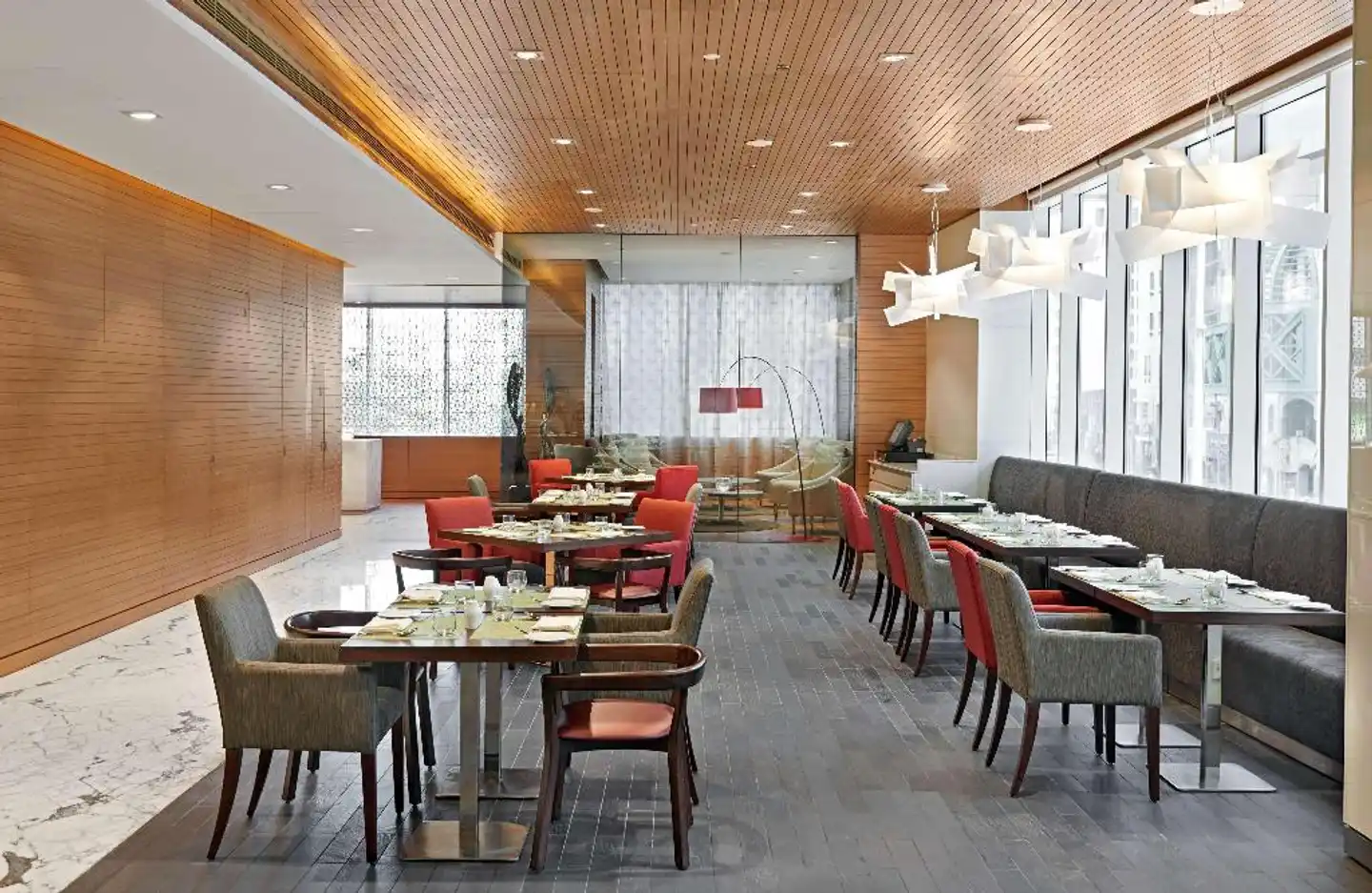 Hyatt Place Dubai/Baniyas Square Restaurant