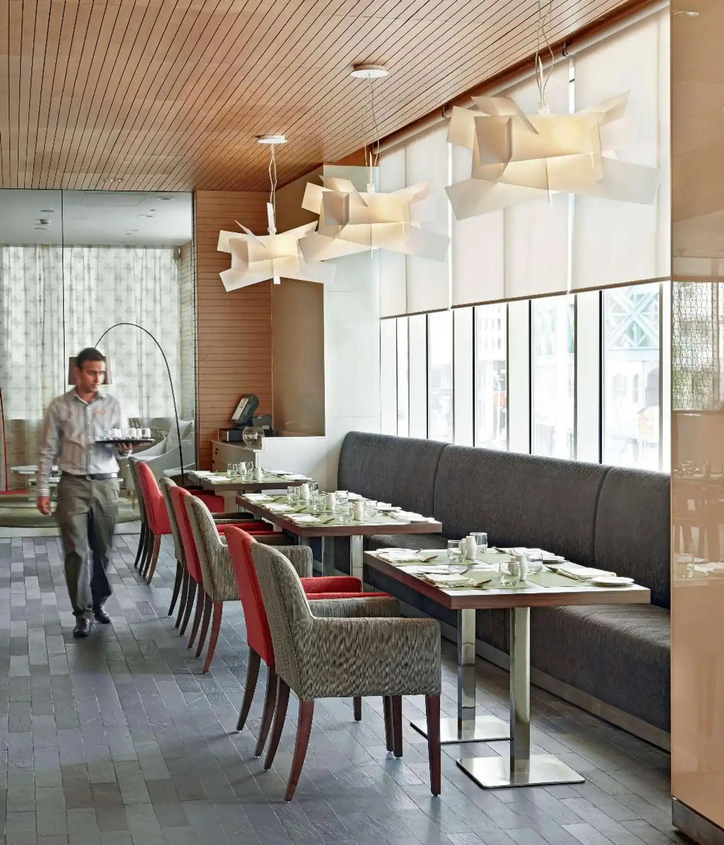 Hyatt Place Dubai/Baniyas Square Restaurant
