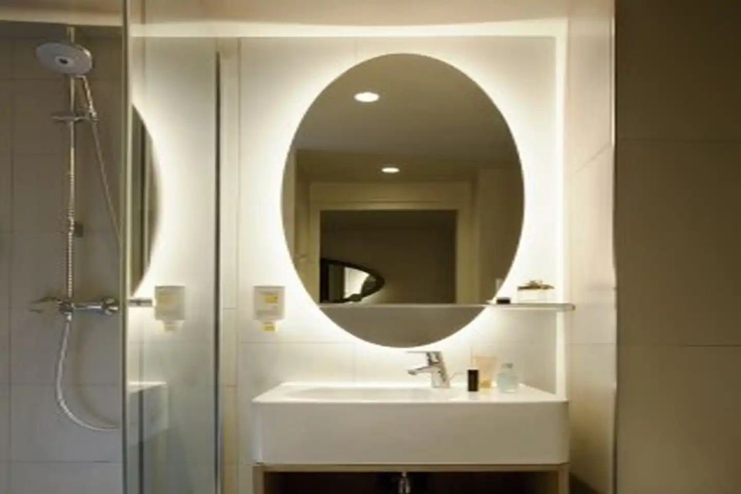 Aparthotel Adagio access München City Olympiapark Badezimmer