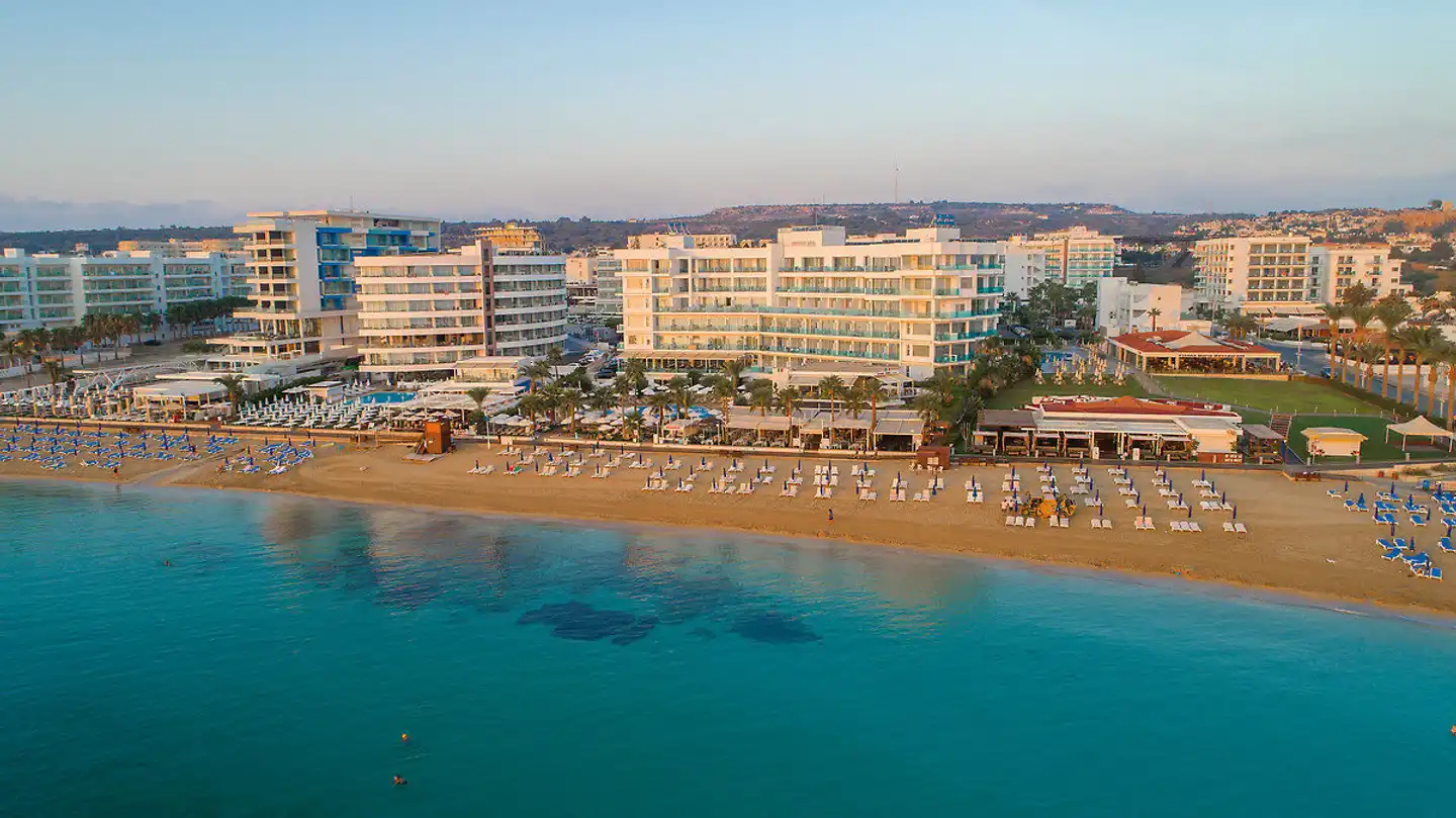 Vrissaki Beach Hotel Aussenansicht