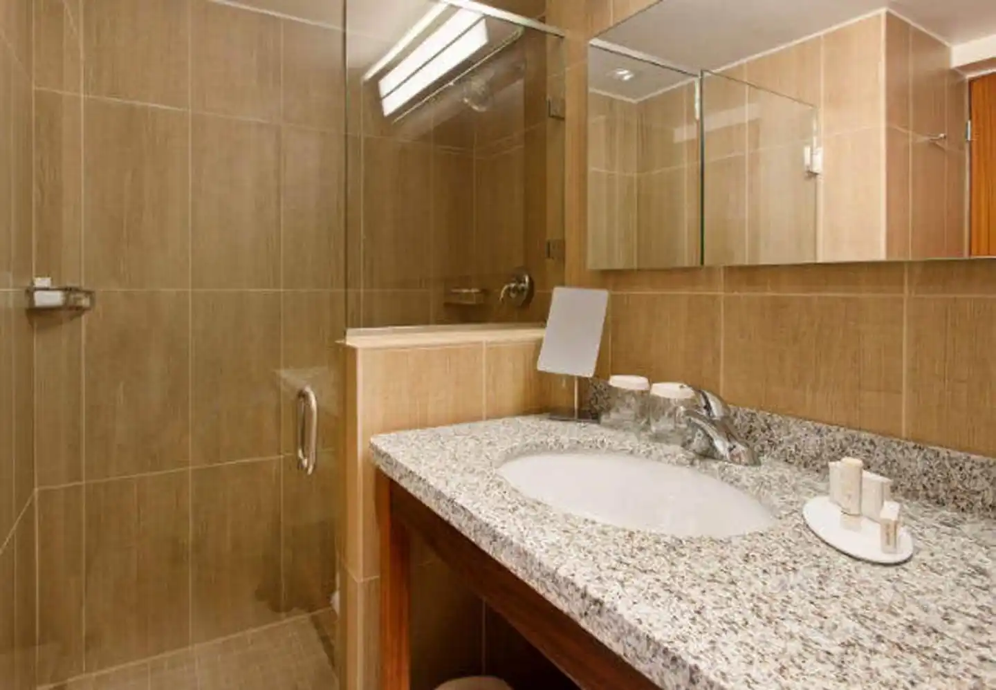 Courtyard by Marriott Bonaire Dive Resort Badezimmer