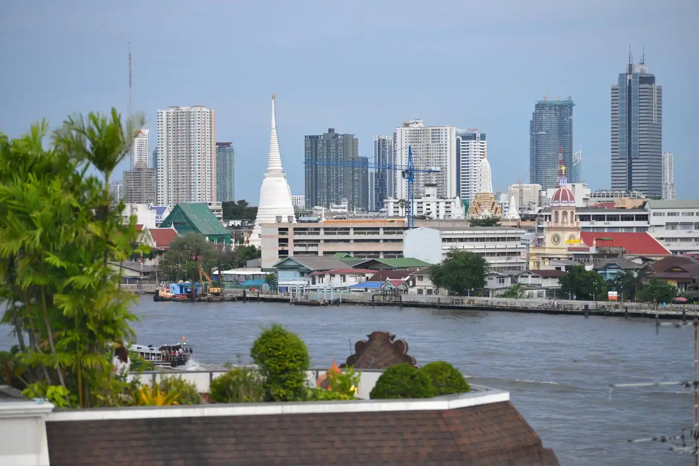 Riva Arun Bangkok Aussenansicht