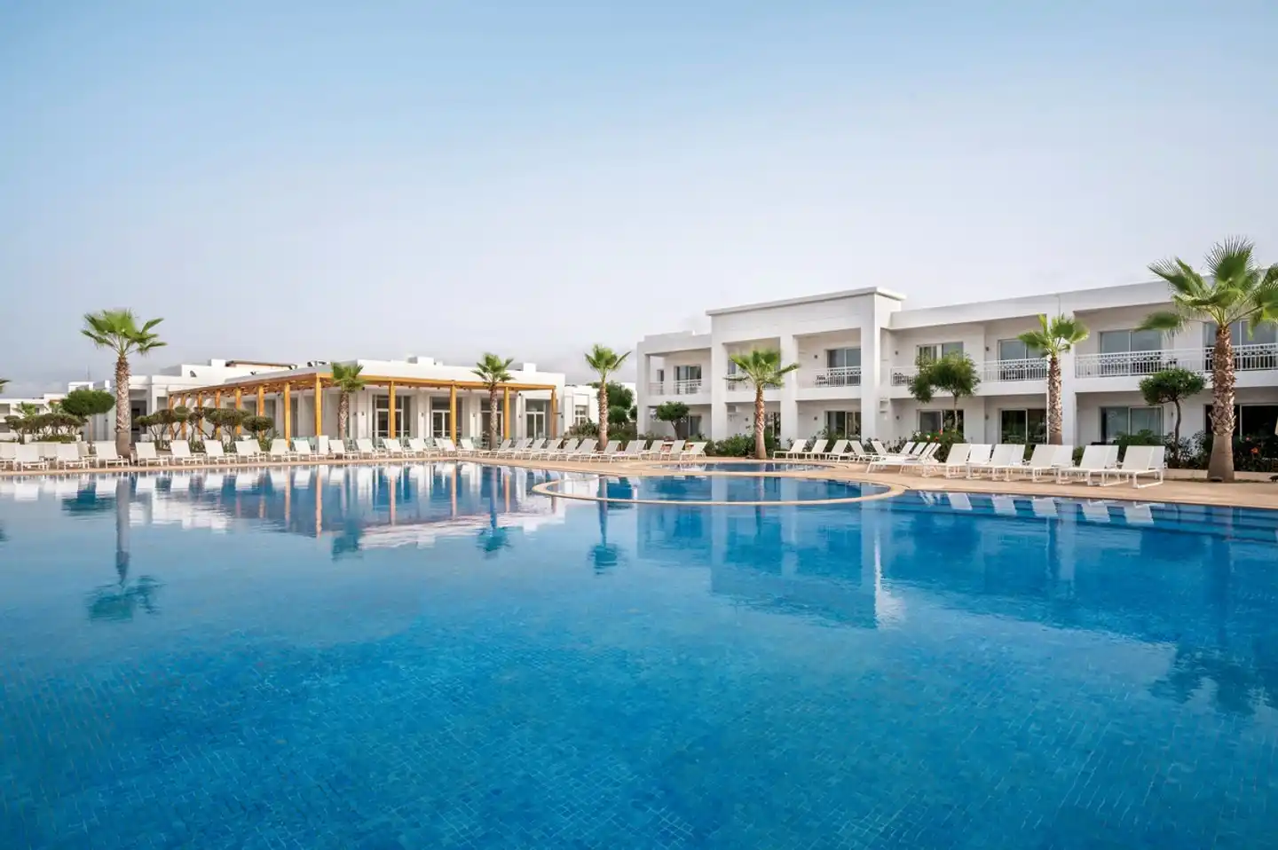 Radisson Blu Saidia Garden Pool