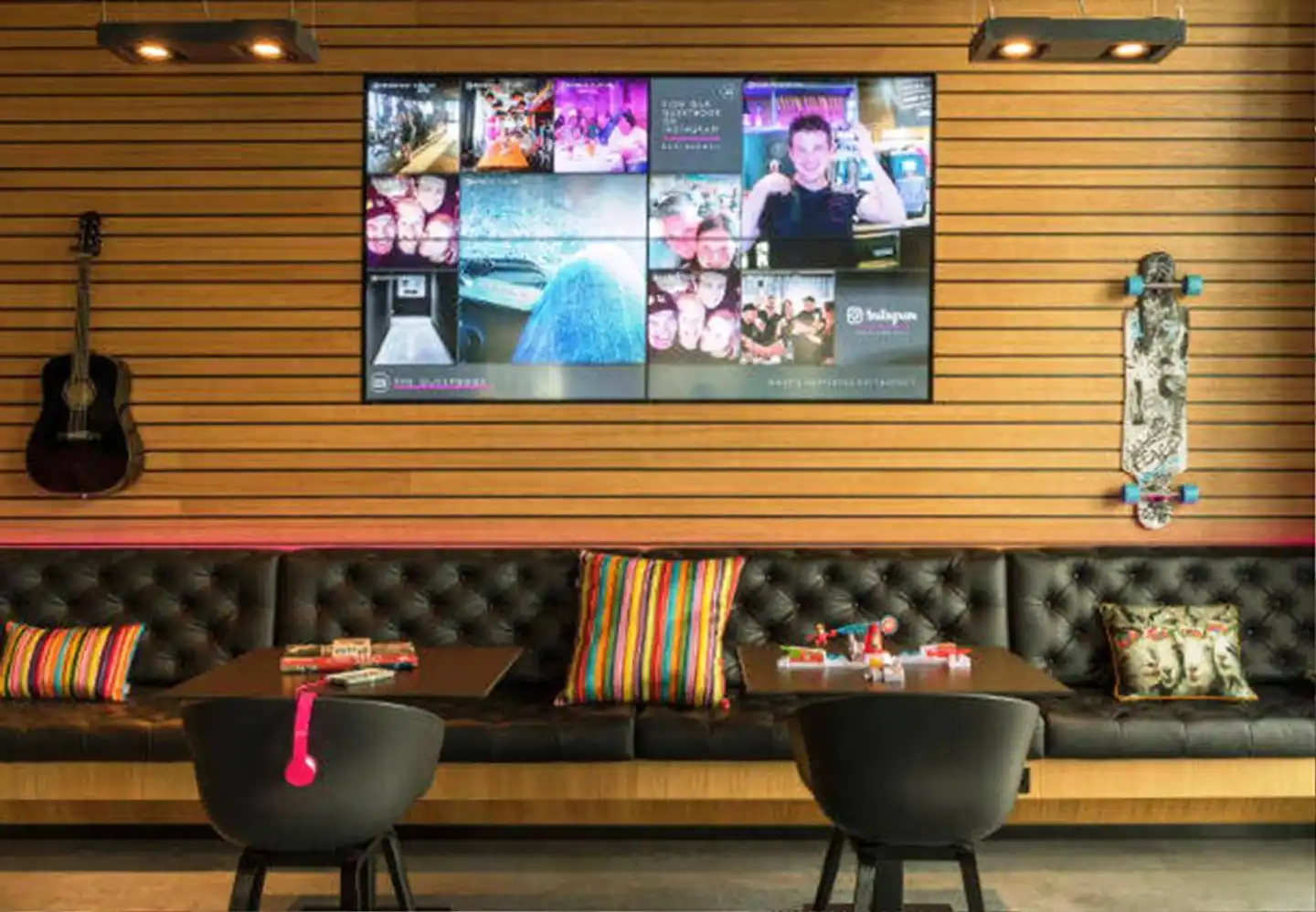 Moxy Frankfurt Airport Bar