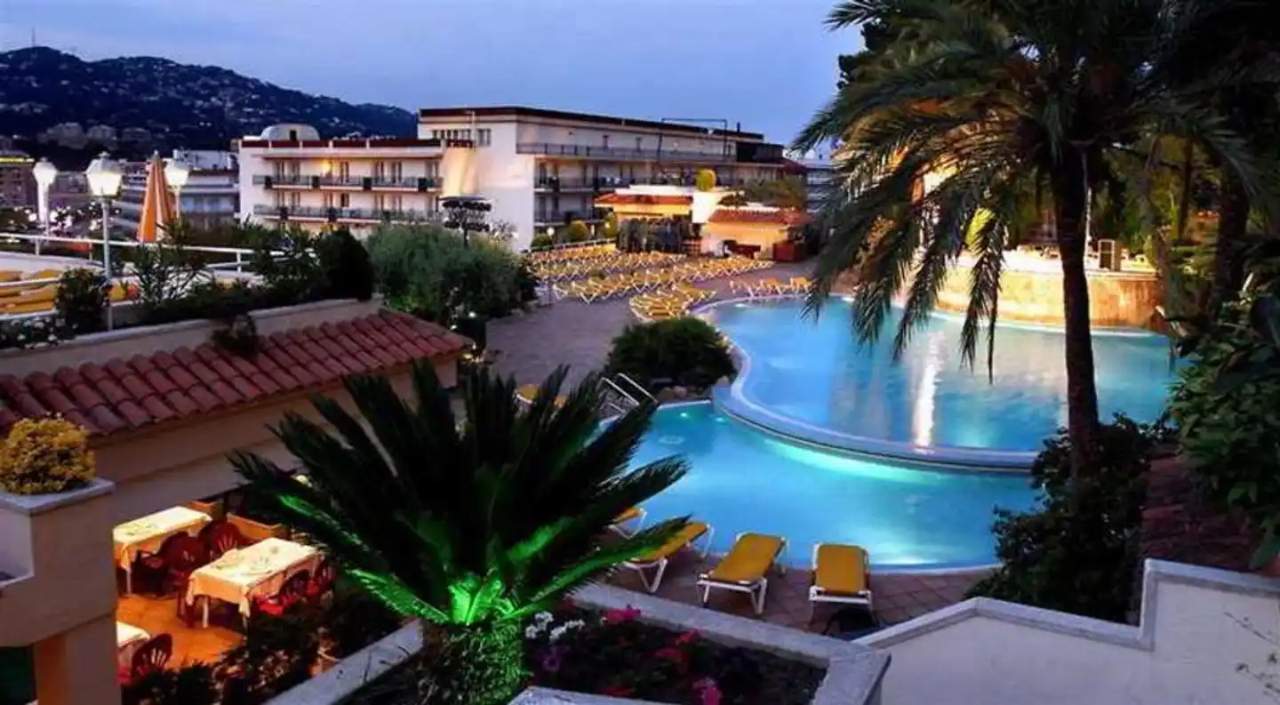 Hotel Guitart Central Park Aqua Resort Pool