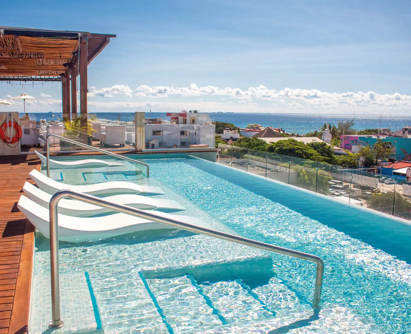 The Fives Downtown Hotel & Residences Pool