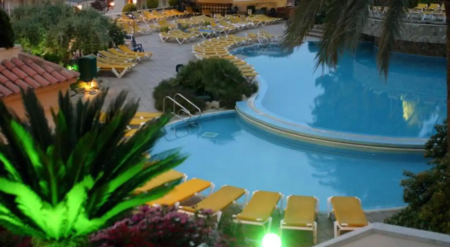 Hotel Guitart Central Park Aqua Resort Pool