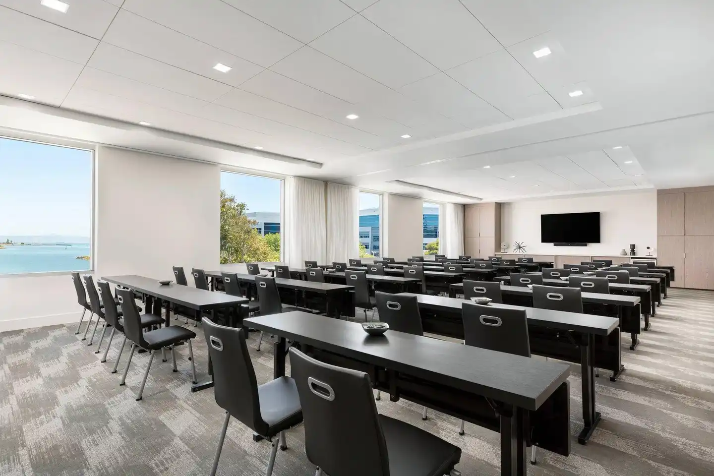 AC Hotel by Marriott San Francisco Airport/Oyster Point Waterfront Konferenz