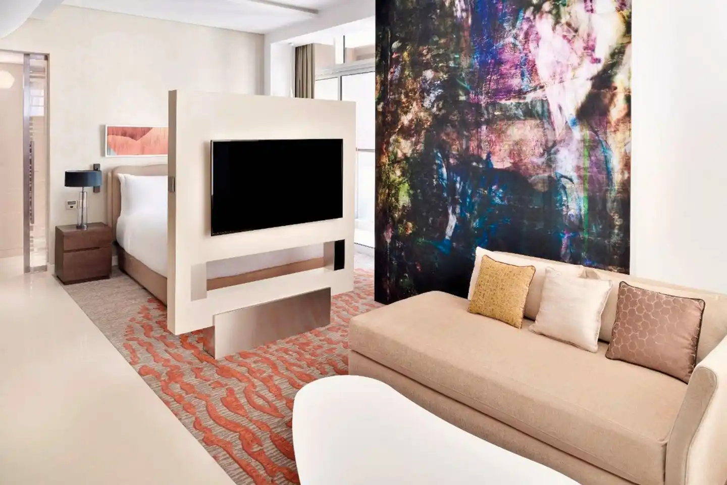 Crowne Plaza Dubai Marina Wohnbeispiel