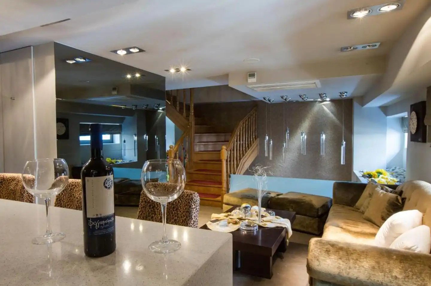 Aion Luxury Hotel Lobby
