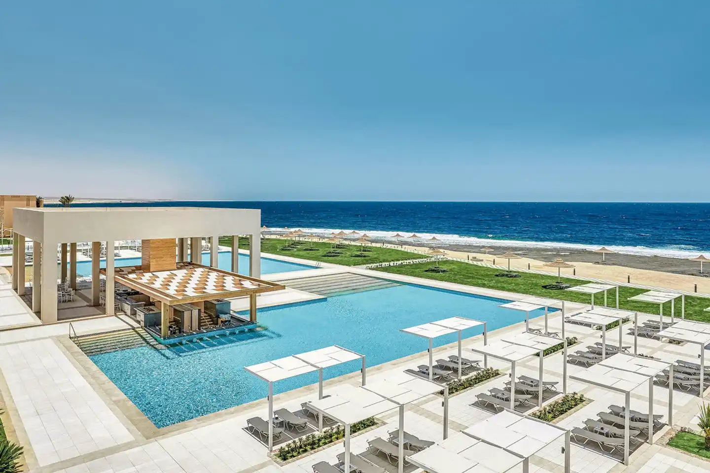 Jaz Maraya Pool