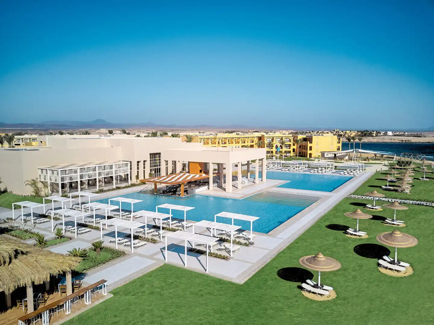Jaz Maraya Pool