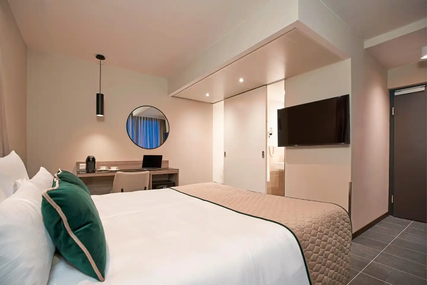 Leonardo Hotel Vienna City West Wohnbeispiel
