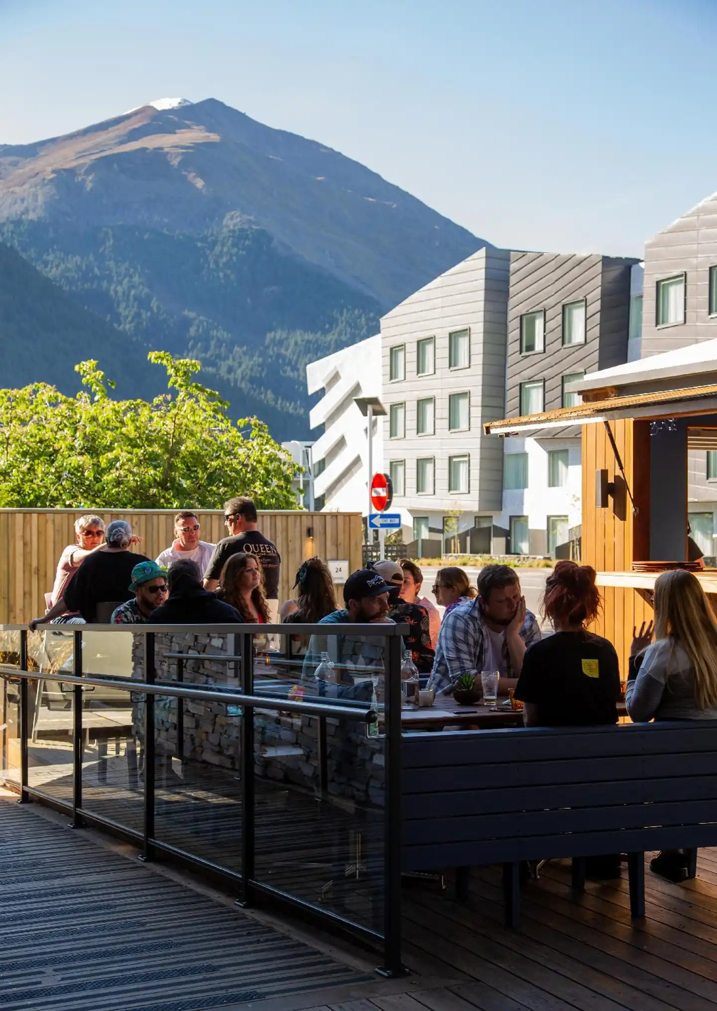 Ramada by Wyndham Queenstown Central Terrasse
