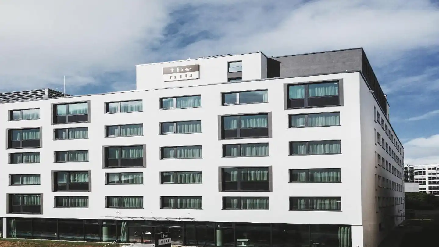 Holiday Inn - the niu, Form Aussenansicht