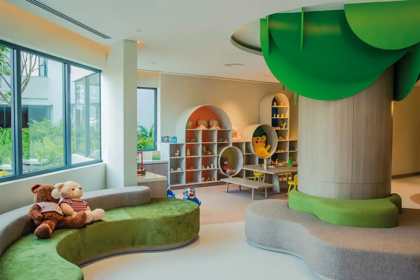 Crowne Plaza Phu Quoc Starbay Lobby