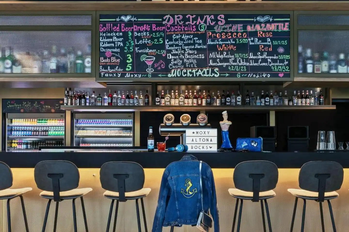 Moxy Hamburg Altona Bar