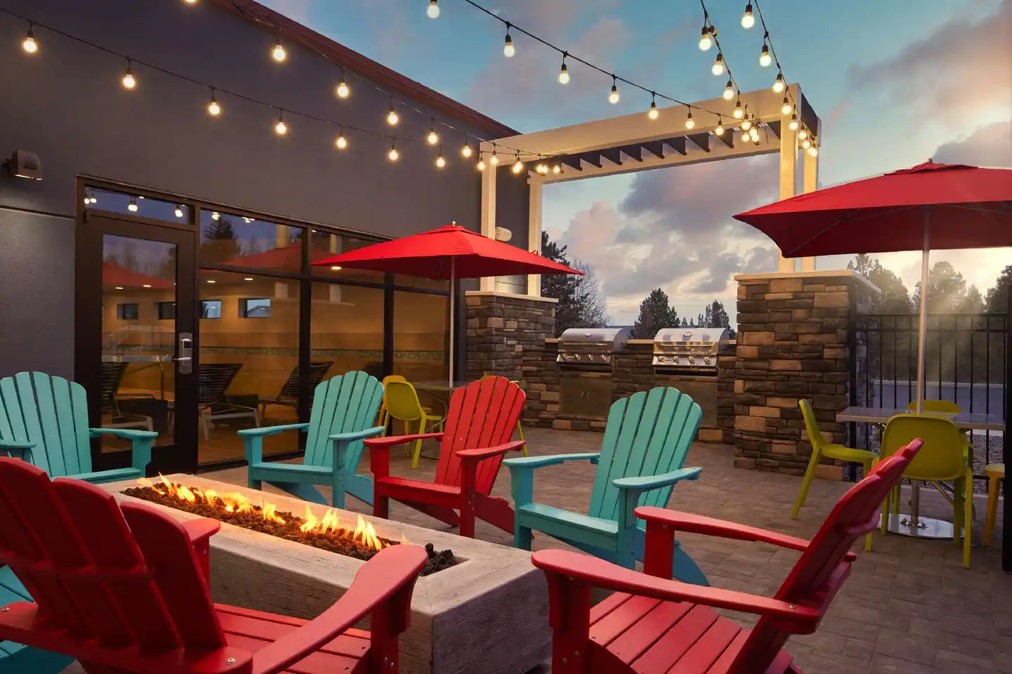 Home2 Suites by Hilton Bend, OR Terrasse