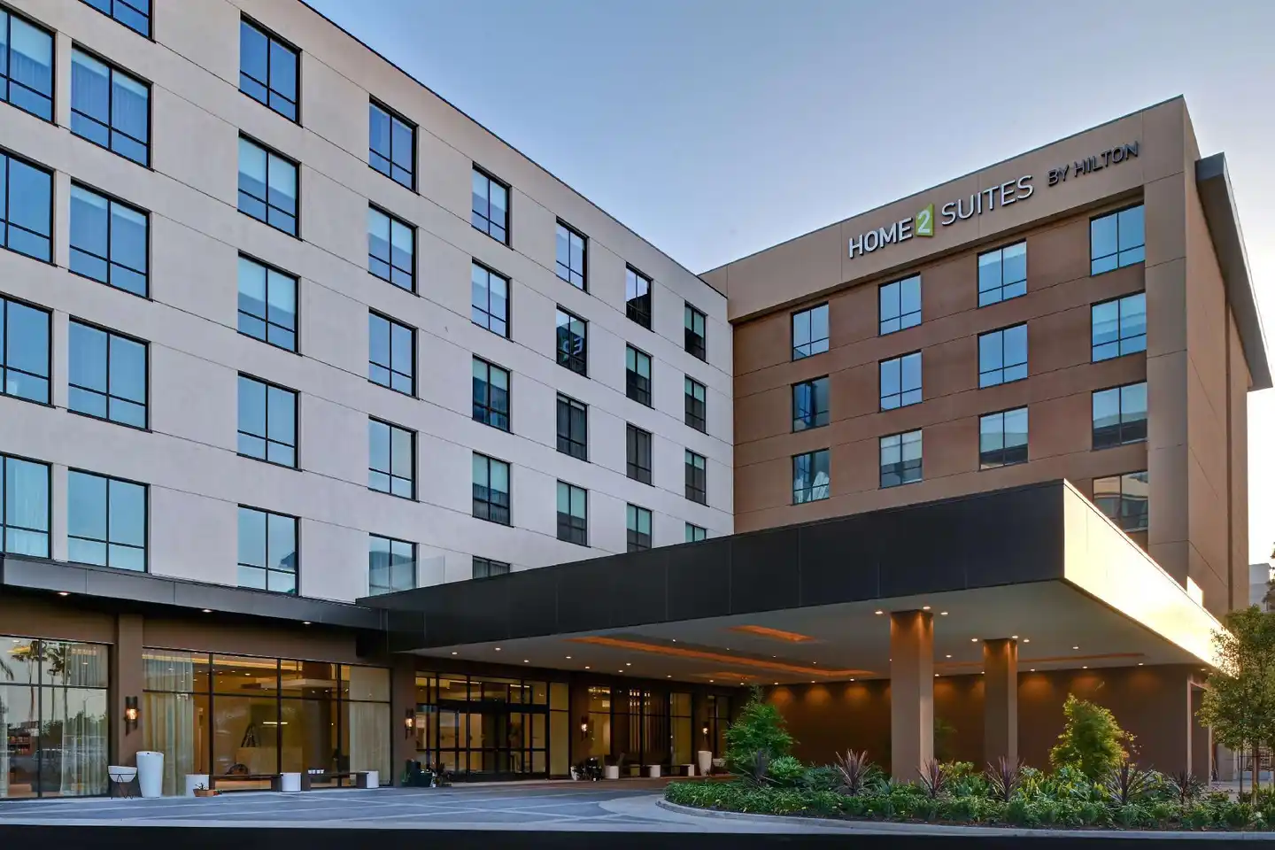 Hilton Garden Inn Anaheim Resort Aussenansicht