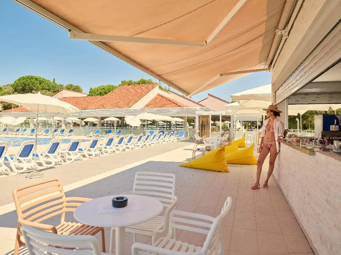 Maistra Camping Porto Sole Mobile Homes Terrasse