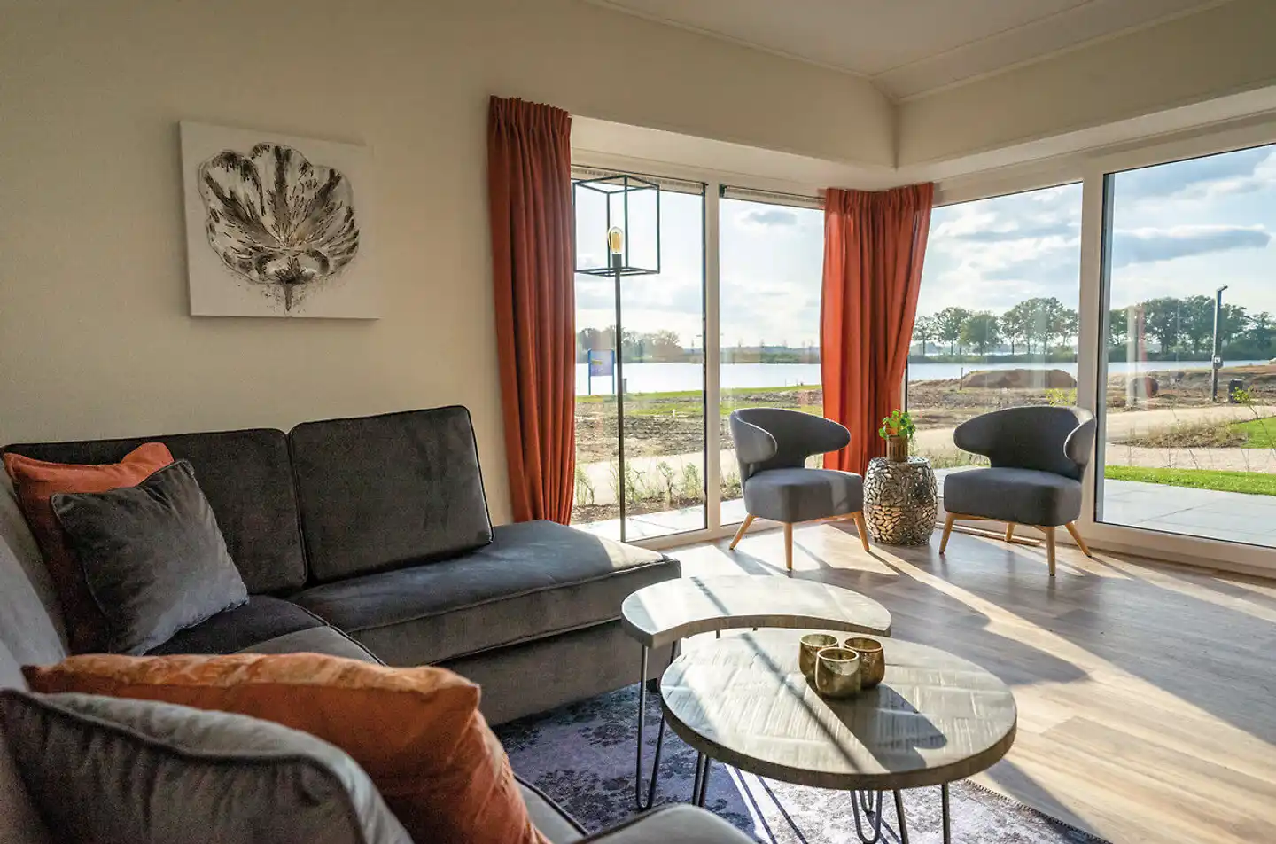 EuroParcs De Kraaijenbergse Plassen Wohnbeispiel