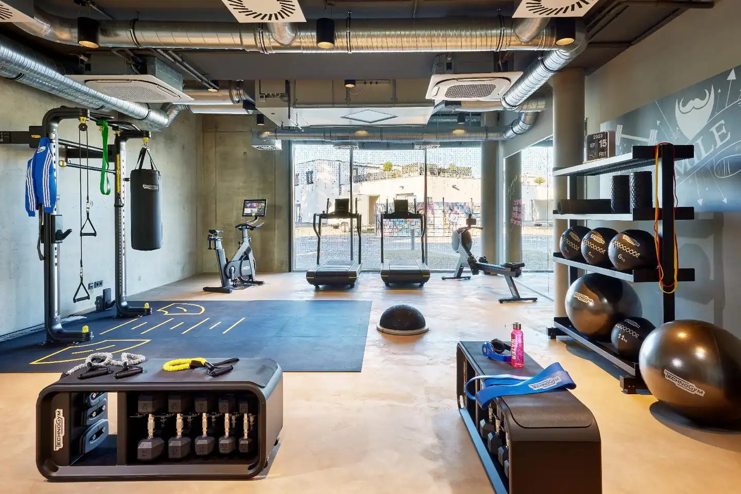 Moxy Outletcity Metzingen Sport und Entertainment