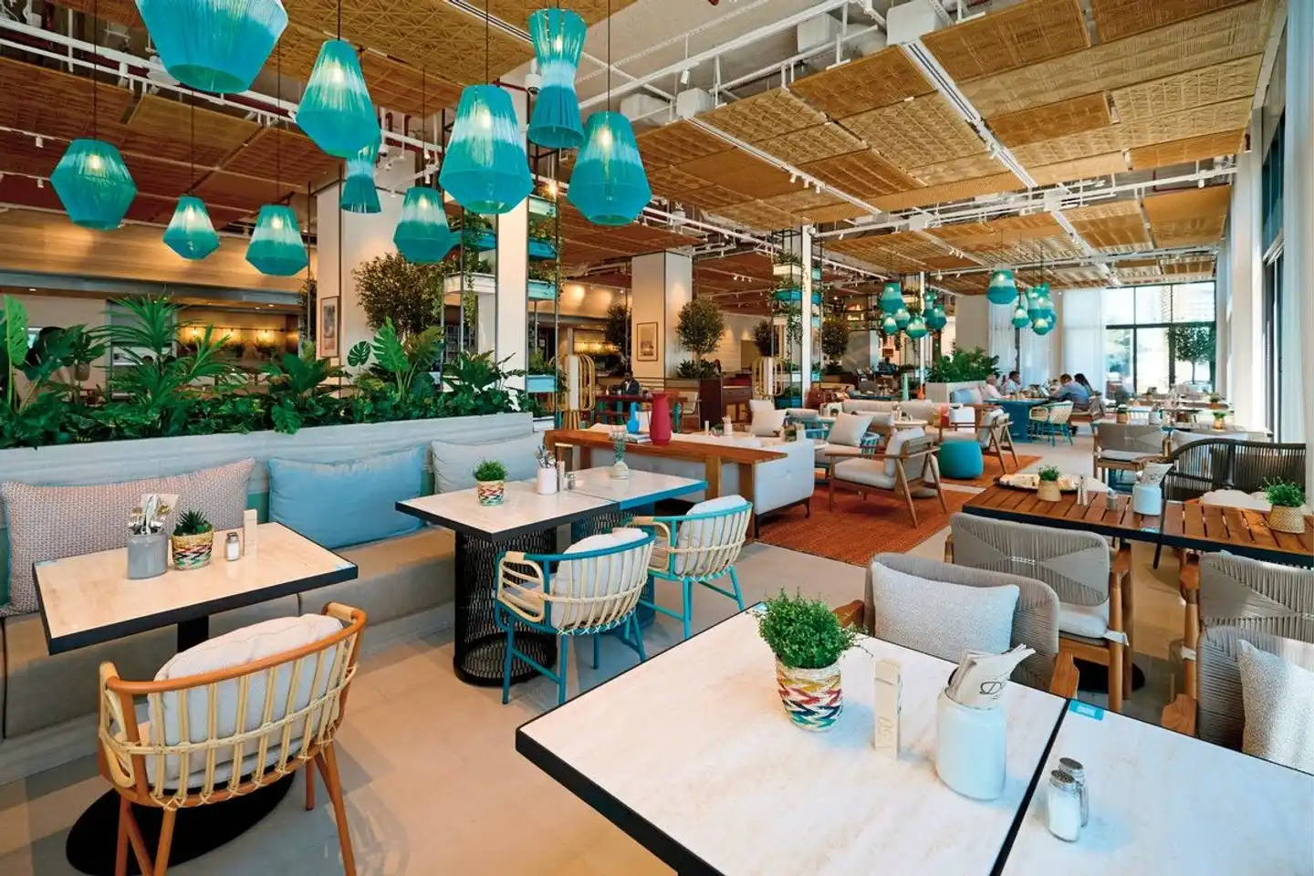 Rove Al Marjan Island Lobby